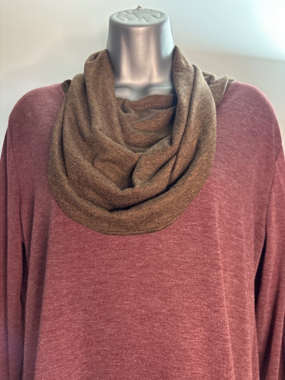 Women's Cowl Neck Scarf Pullover Blouse Turtleneck Burgundy Elbow Patches Tunic - Picture 6 of 16